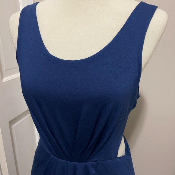 Lush dress - Picture 3 of 5